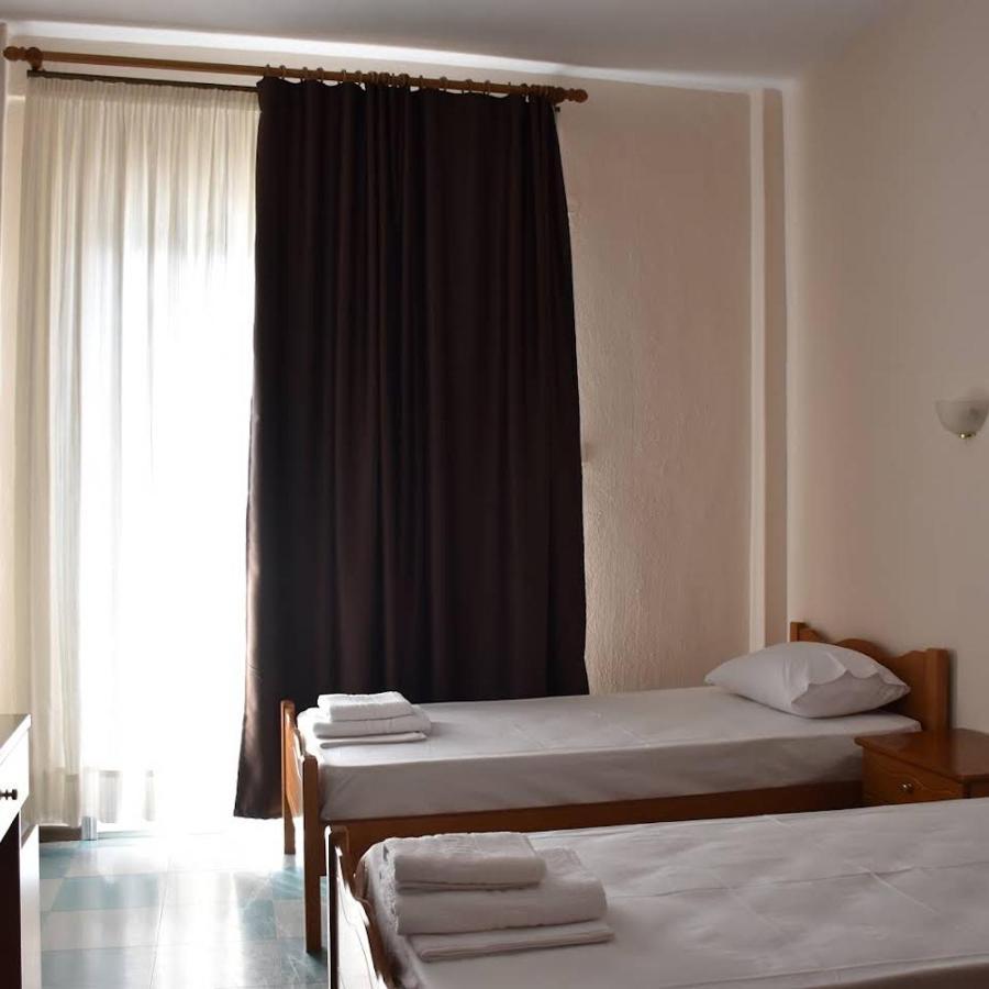 Parissas Hotel Tsotílion Dış mekan fotoğraf