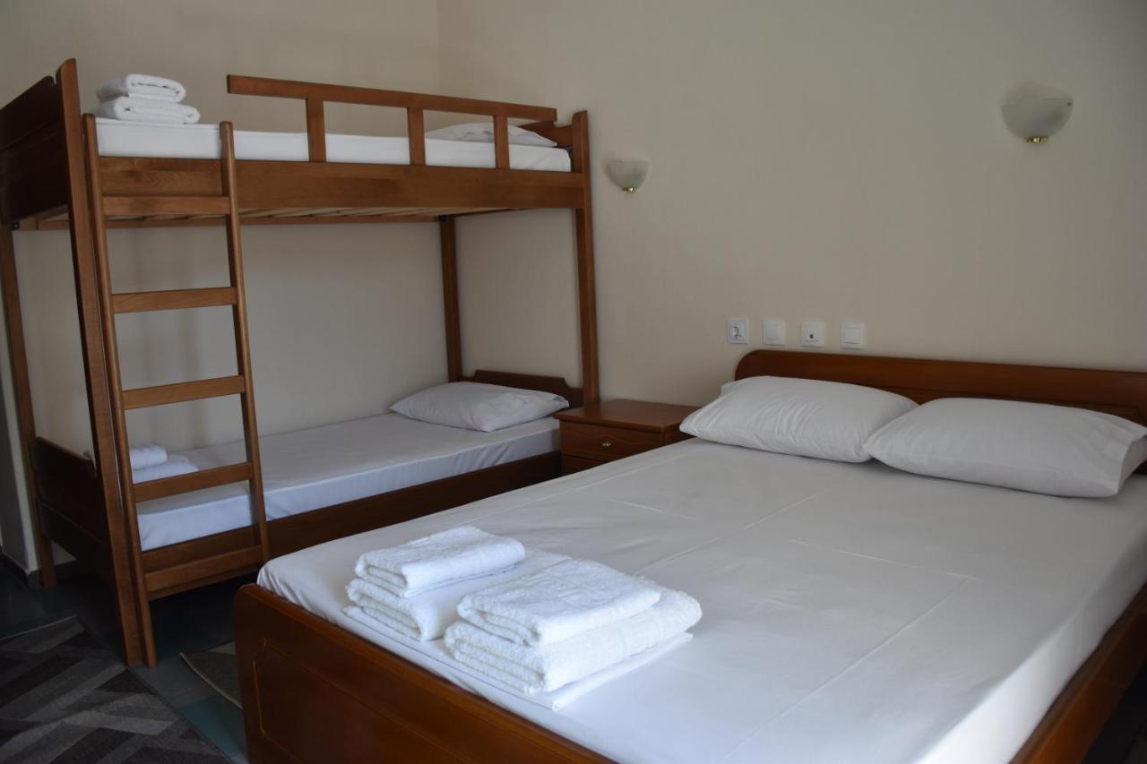 Parissas Hotel Tsotílion Dış mekan fotoğraf