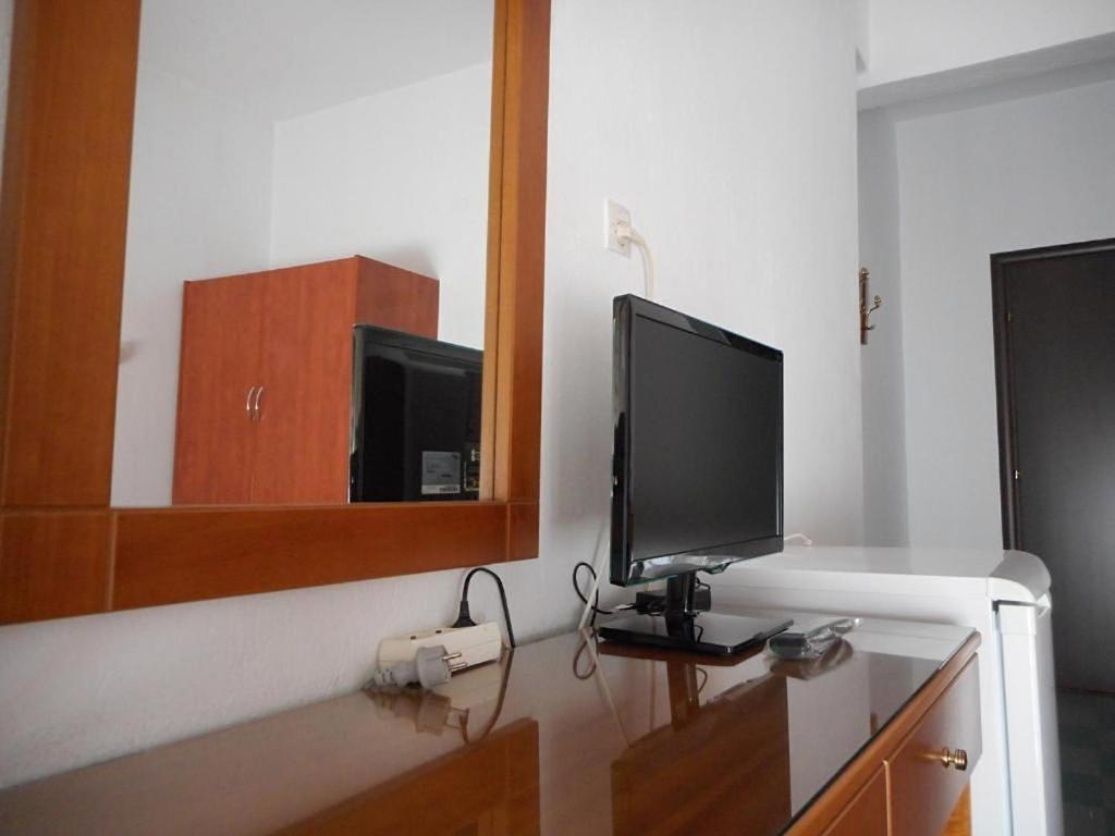 Parissas Hotel Tsotílion Dış mekan fotoğraf